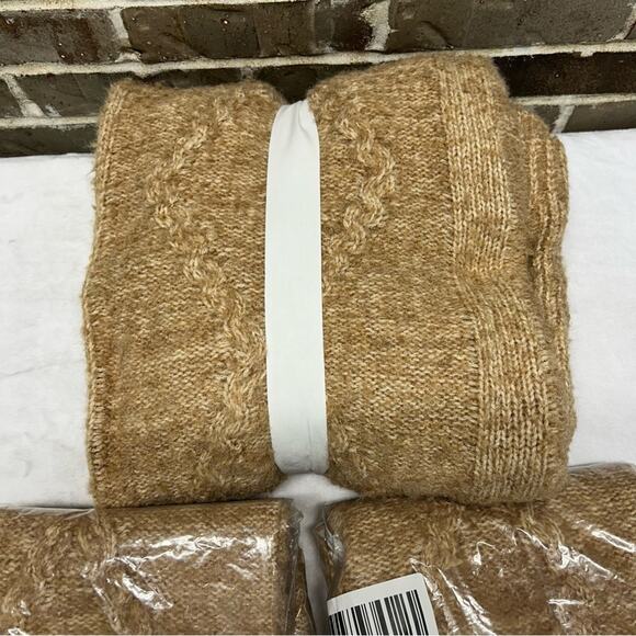 Pottery Barn Diamond Cable Knit Throw 50 x 60 + 2 Pillow Covers 20 Sq. Brown NEW - Picture 5 of 8